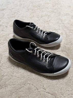 Gelato - Tessa Black Sneakers - Size 38 - Like New!